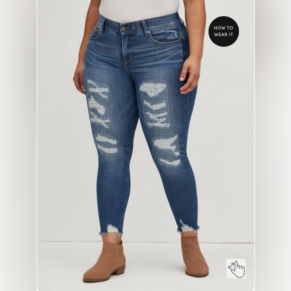 TORRID size 26 regular high-rise deconstructed jeans with‎ frayed ankles